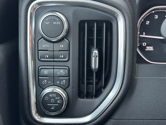 Used 2022 GMC Sierra 2500 AT4 w/ AT4 Preferred Package image 24