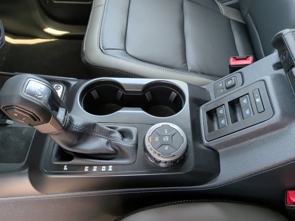New 2026 Ford Bronco Outer Banks AWD/4WD image 32