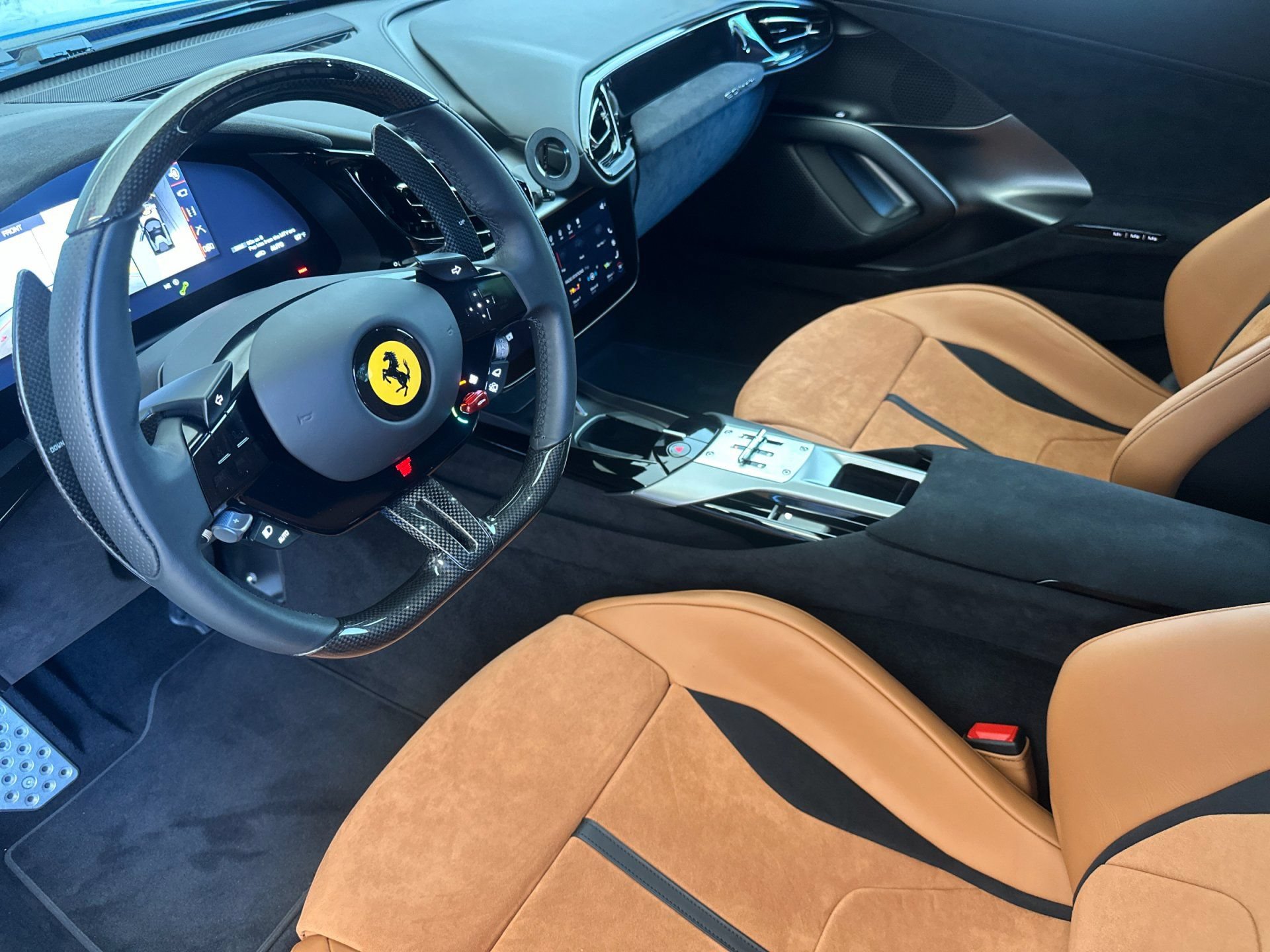 Used 2025 Ferrari 12Cilindri RWD image 10