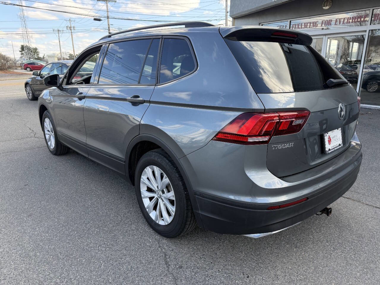 Used 2018 Volkswagen Tiguan S w/ 3rd Row Seat Package image 6