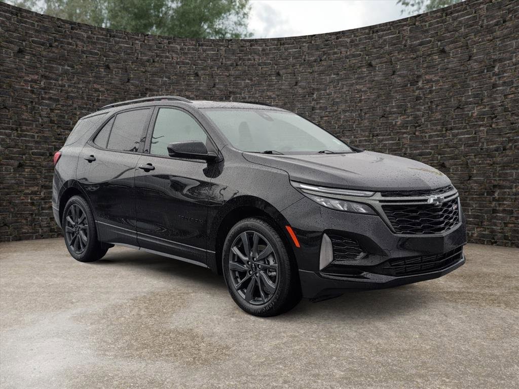 Used 2022 Chevrolet Equinox RS image 2