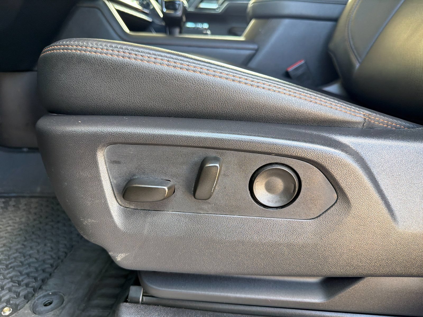 Used 2026 GMC Sierra 1500 AT4 AWD/4WD image 12