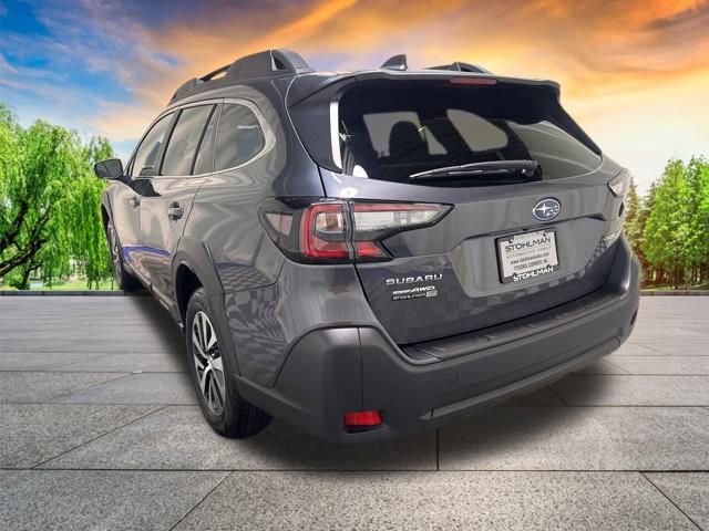 Certified 2025 Subaru Outback Premium image 6