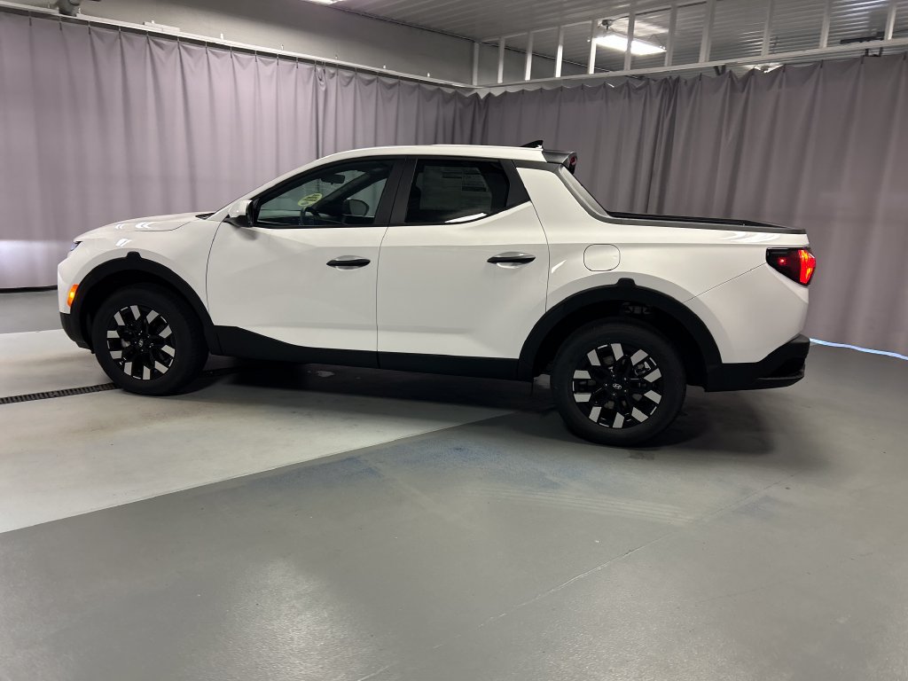 New 2027 Hyundai Santa Cruz SE AWD/4WD image 4