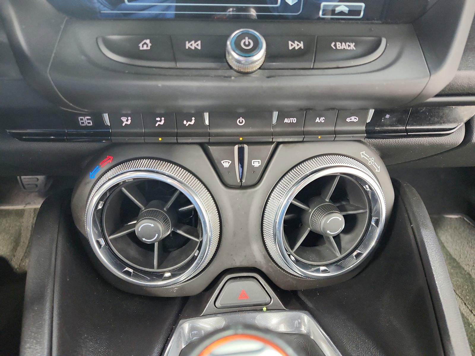 Used 2018 Chevrolet Camaro SS image 29