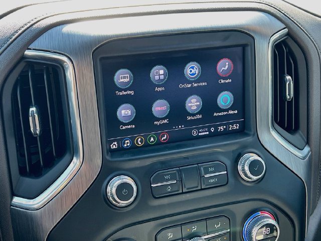 Used 2023 GMC Sierra 2500 Denali w/ Denali Ultimate Package AWD/4WD image 17