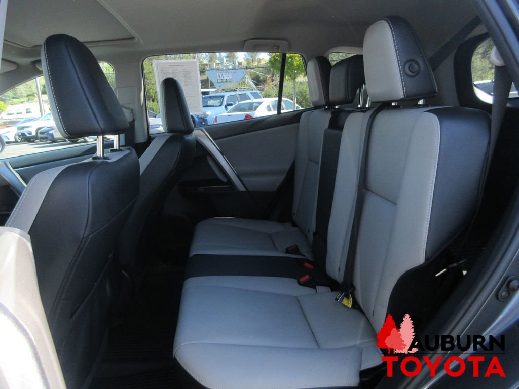 Used 2017 Toyota RAV4 Limited w/ Advanced Technology Package image 21