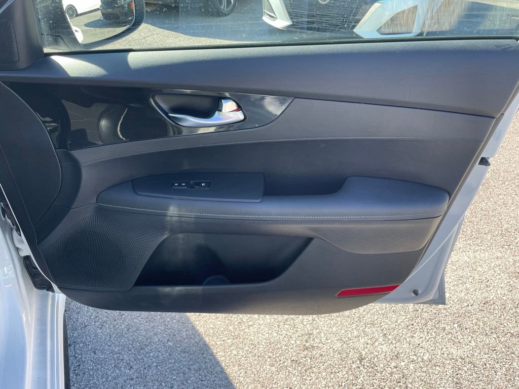 Used 2023 Kia Forte GT-Line FWD image 26