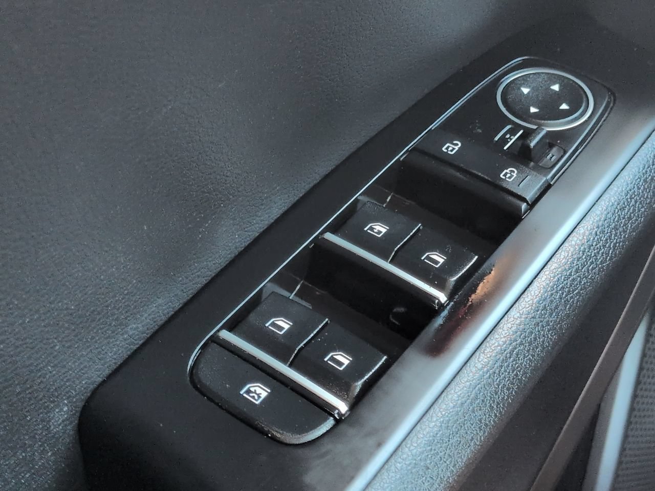 Used 2020 Kia Soul EX w/ Option Group 015 FWD image 23