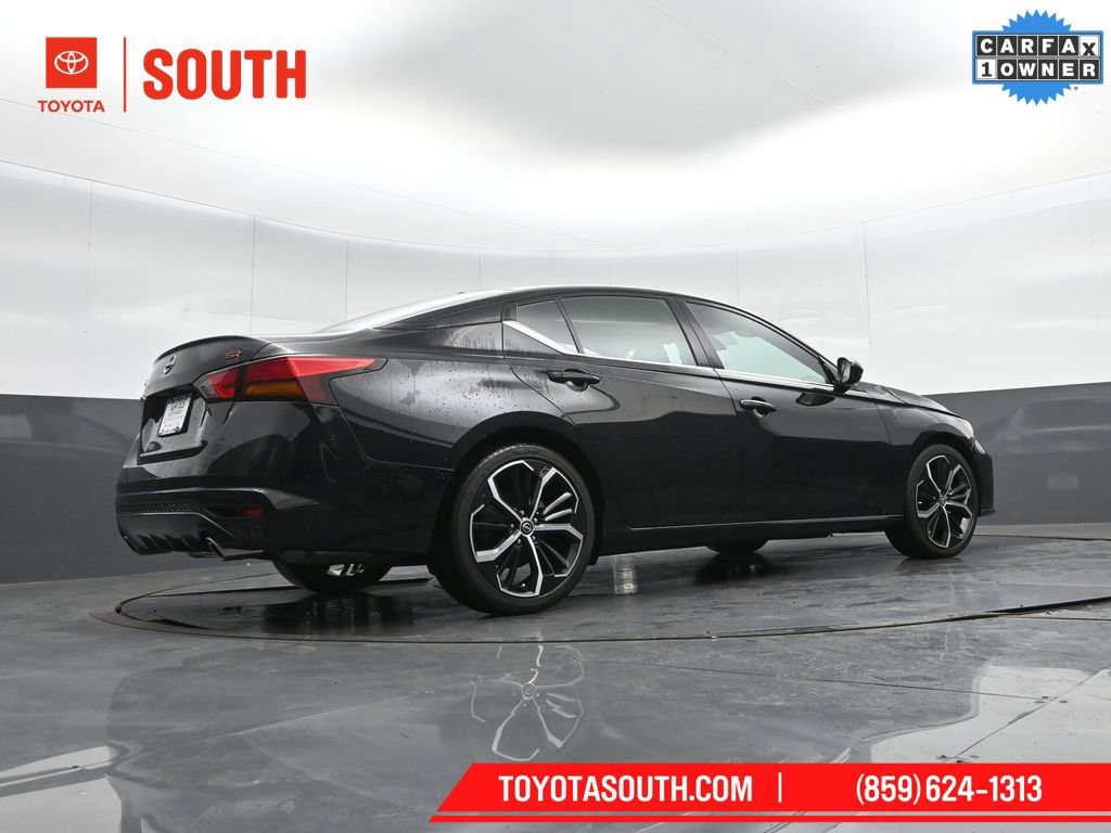 Used 2024 Nissan Altima 2.5 SR image 31