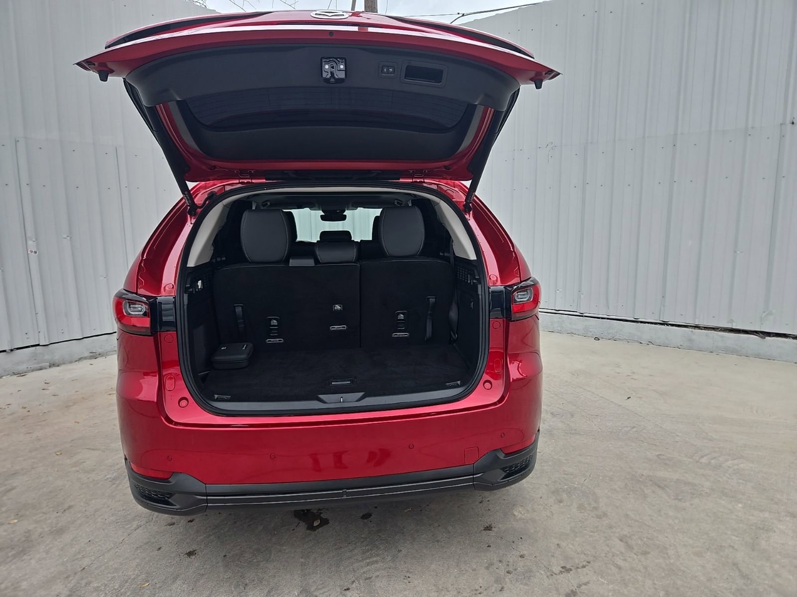 Certified 2025 MAZDA CX-90 3.3 Turbo w/ Preferred Package image 8