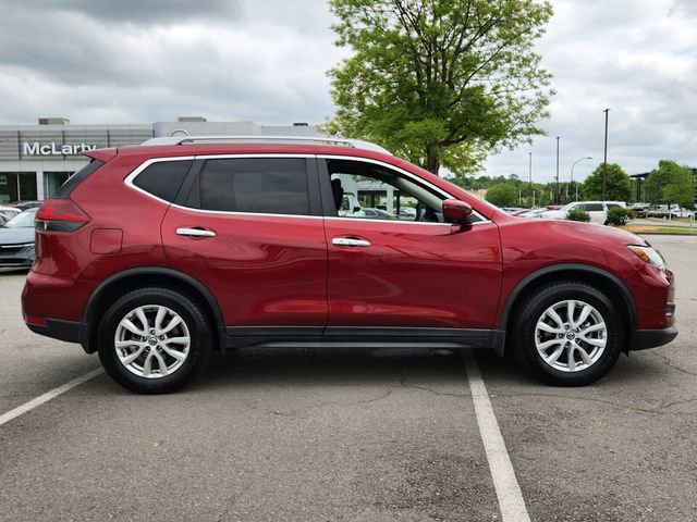 Used 2018 Nissan Rogue SV w/ Premium Package FWD image 4