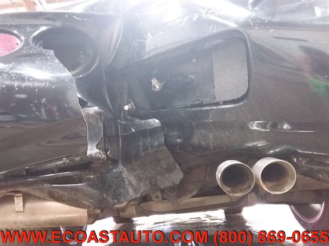 Used 2003 Chevrolet Corvette Coupe w/ Preferred Equipment Group RWD image 16