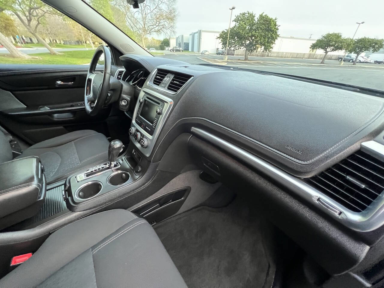 Used 2013 GMC Acadia SLE image 13