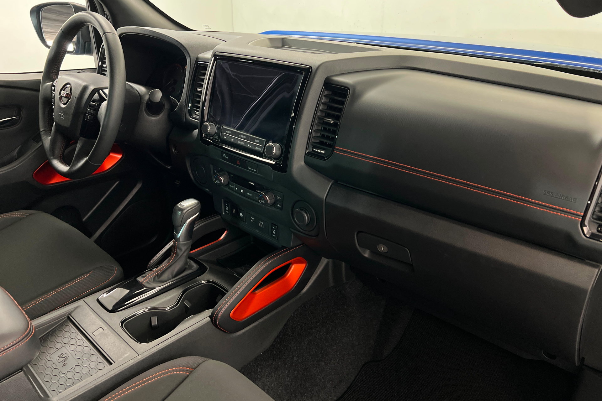 Used 2024 Nissan Frontier Pro-X w/ Pro Convenience Package RWD image 24