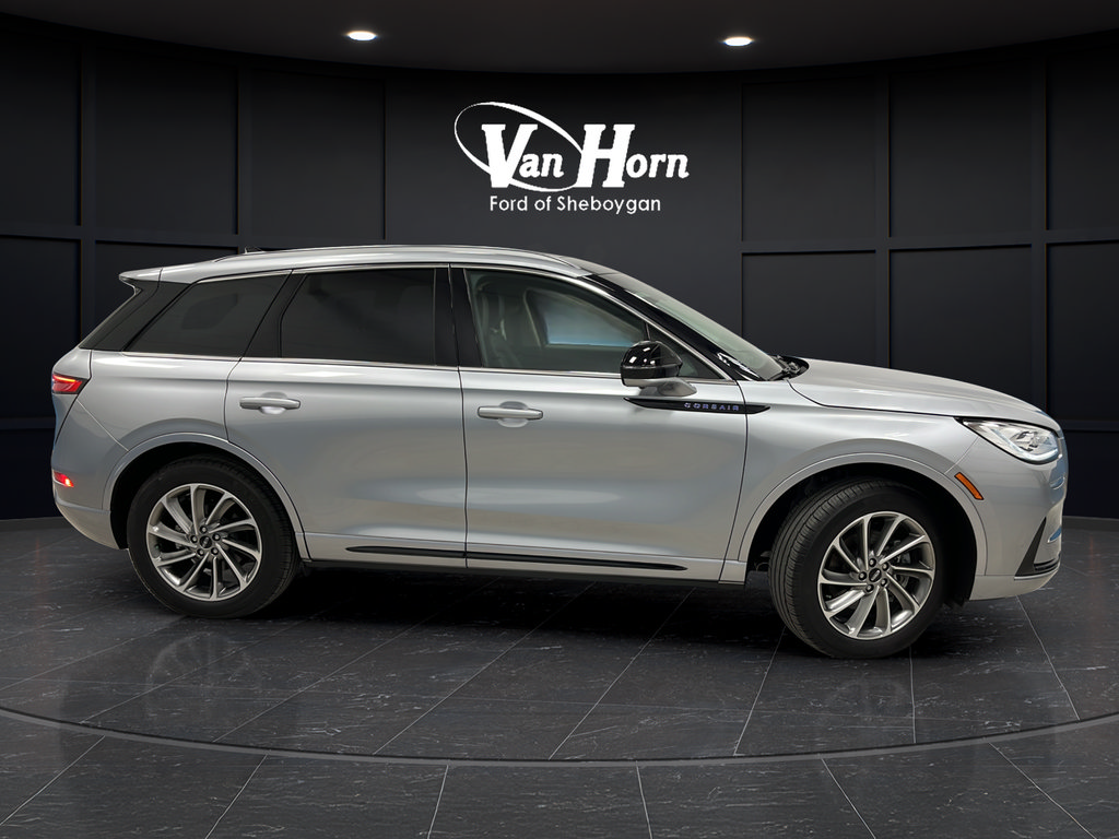 Used 2024 Lincoln Corsair Grand Touring w/ Equipment Group 301A AWD/4WD image 2
