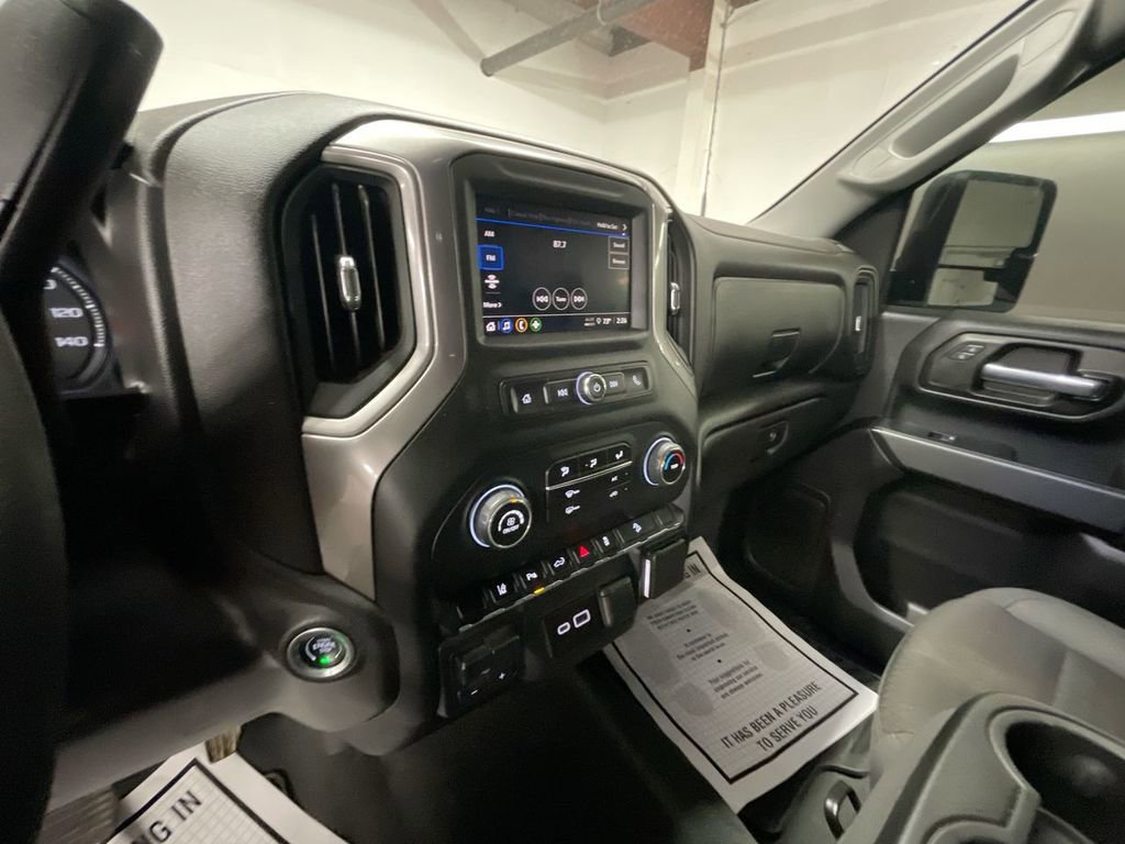 Certified 2025 Chevrolet Silverado 2500 Custom w/ Custom Value Package image 17