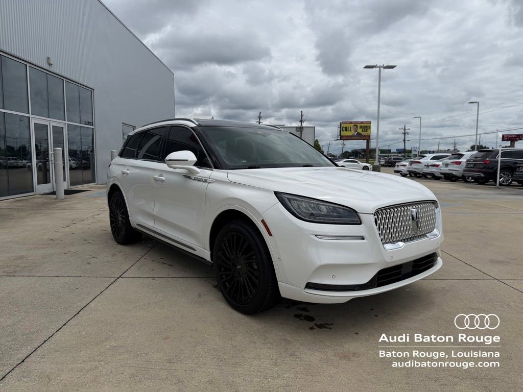 Used 2021 Lincoln Corsair Reserve w/ Equipment Group 201A FWD image 3