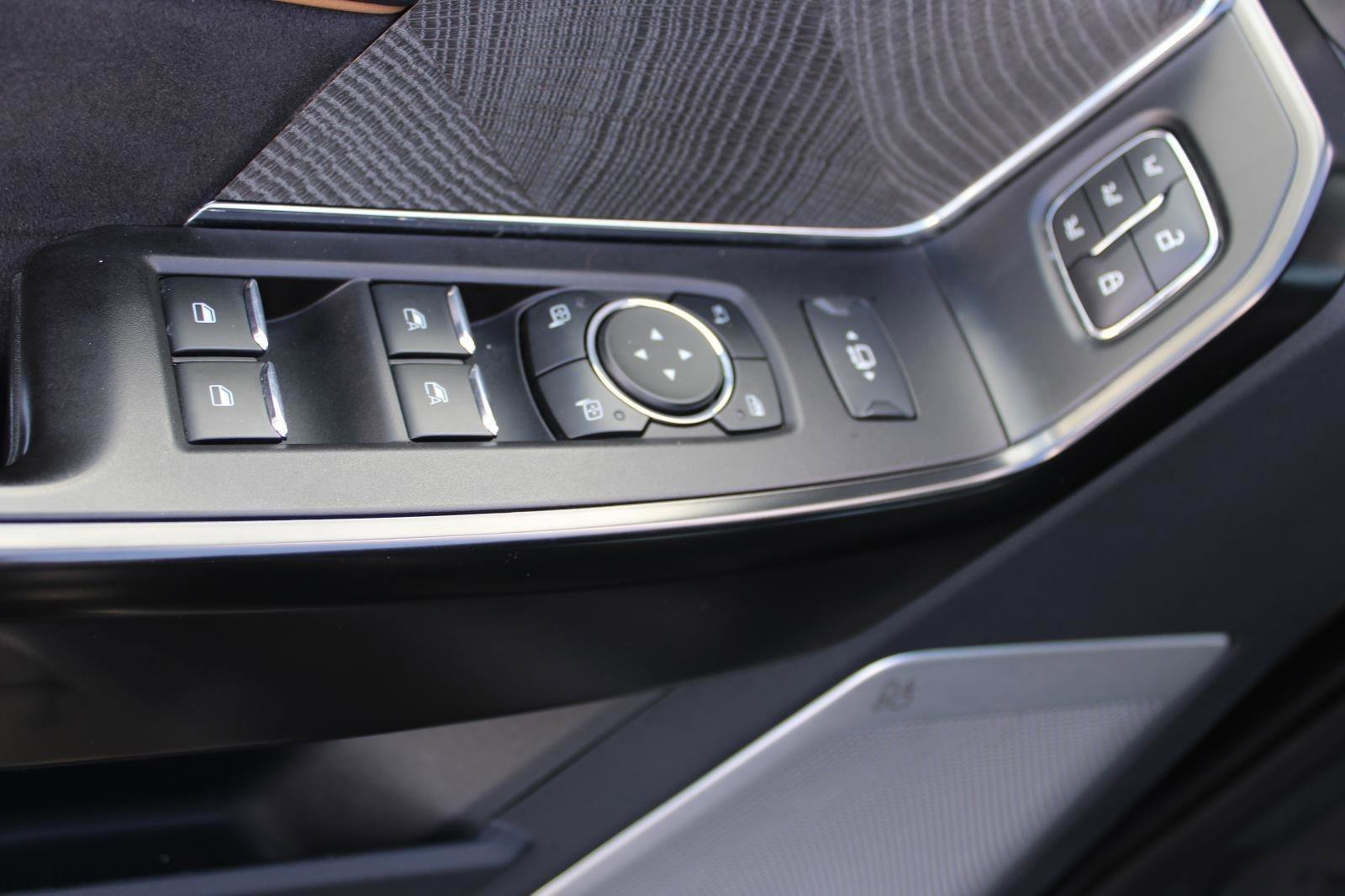 Used 2022 Ford F150 Platinum w/ Equipment Group 701A High image 52