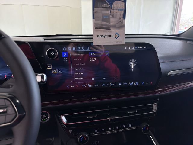 New 2026 Chevrolet Traverse RS image 33