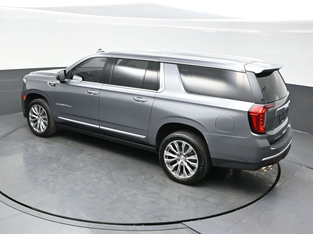 Used 2021 GMC Yukon XL Denali w/ Denali Ultimate Package AWD/4WD image 39