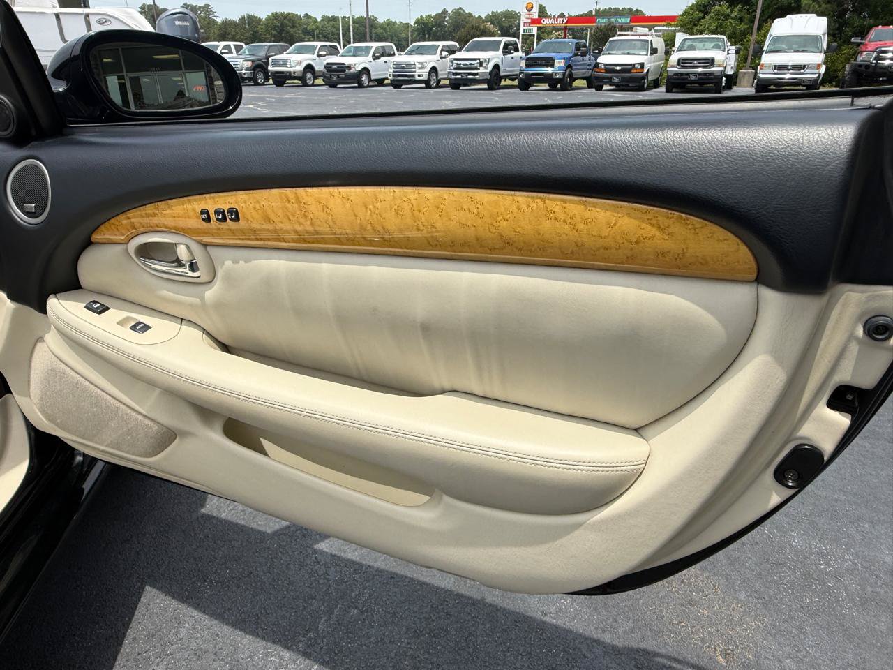 Used 2002 Lexus SC 430 Convertible RWD image 13