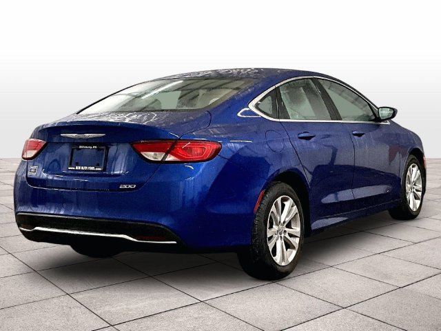 Used 2015 Chrysler 200 Limited FWD image 12