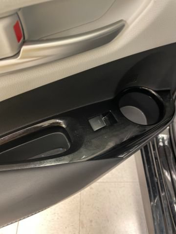 Used 2025 Toyota Corolla SE FWD image 25