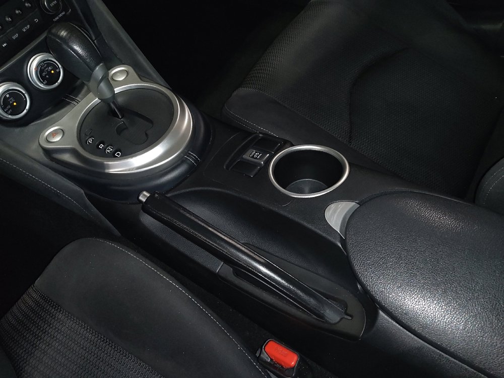 Used 2017 Nissan 370Z Roadster image 26