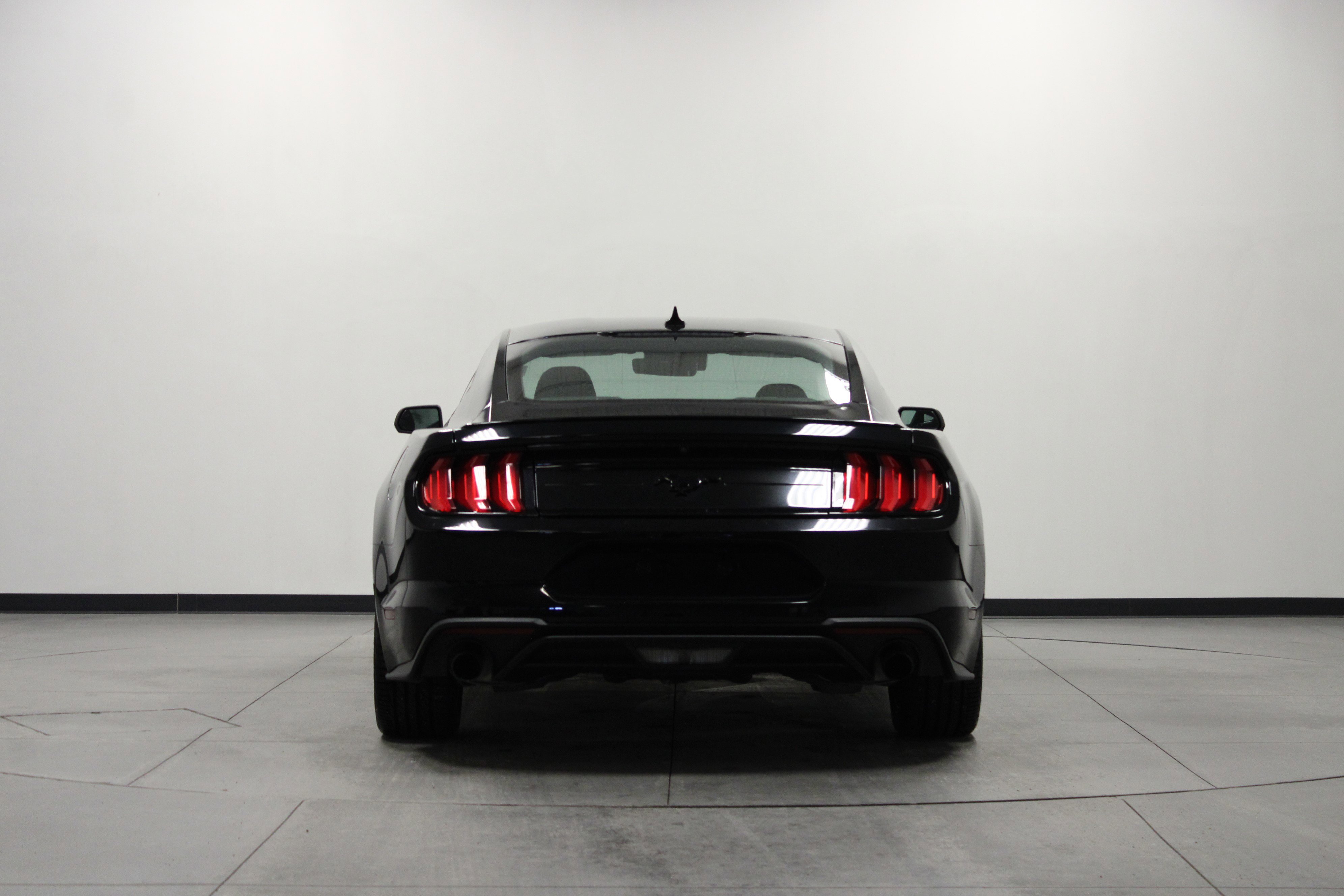 Used 2021 Ford Mustang Coupe w/ Black Accent Package image 5