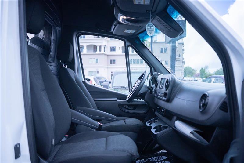 Used 2023 Mercedes-Benz Sprinter 2500 w/ Parking Package image 13