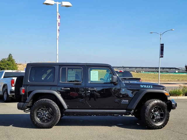 Used 2024 Jeep Wrangler Sport image 3