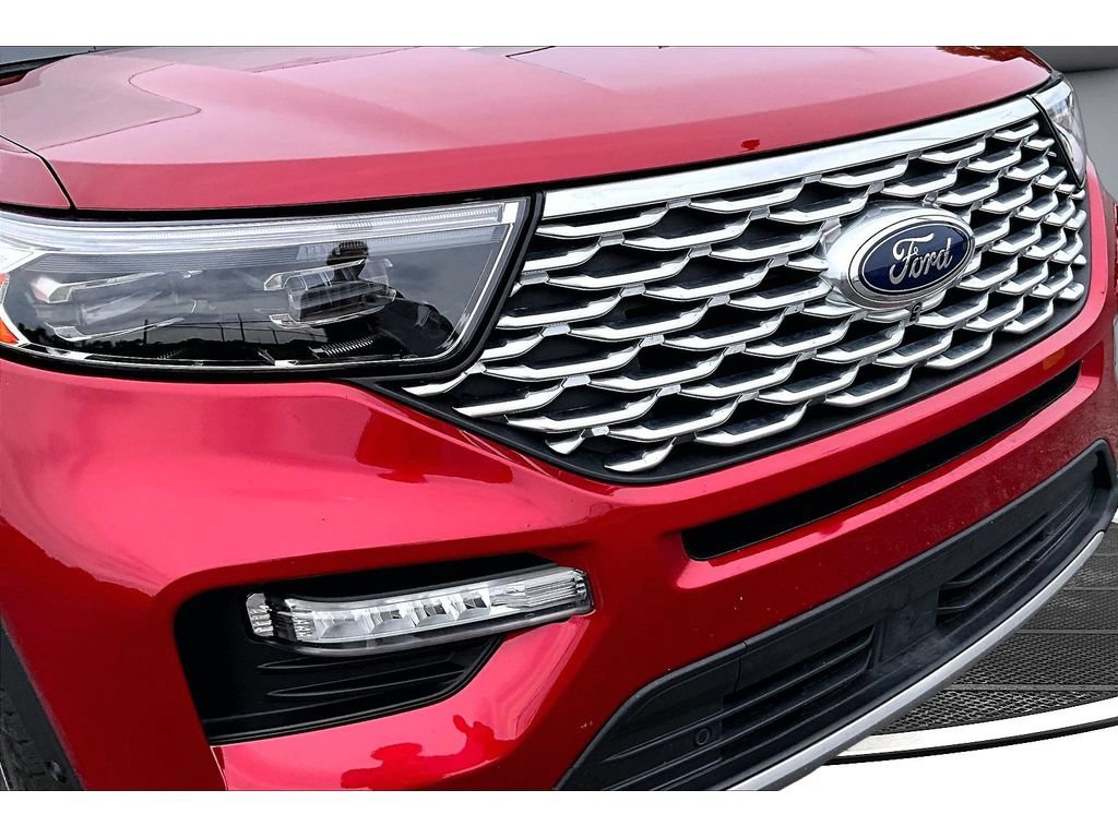 Used 2020 Ford Explorer Platinum w/ Premium Technology Package AWD/4WD image 32