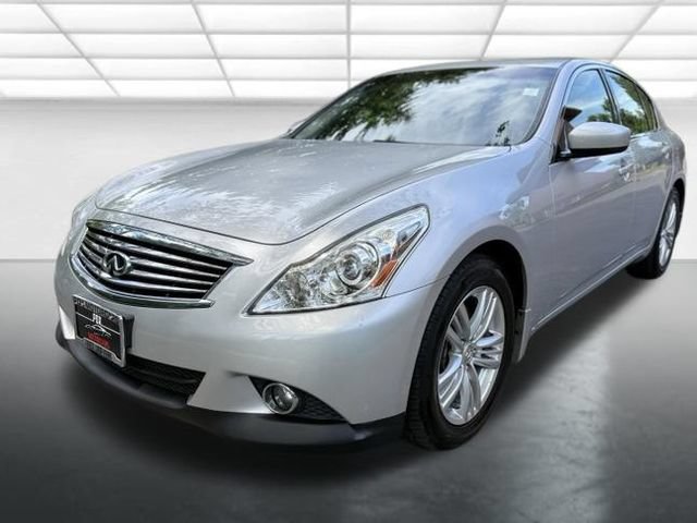Used 2013 INFINITI G37 Journey w/ Premium Pkg