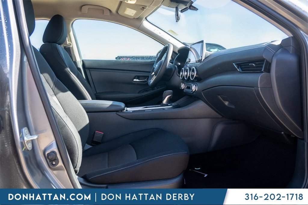 Used 2024 Nissan Sentra SV image 22