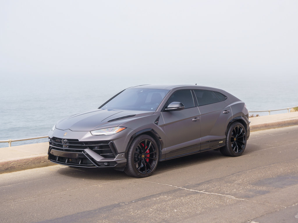 Used 2023 Lamborghini Urus S AWD/4WD image 1