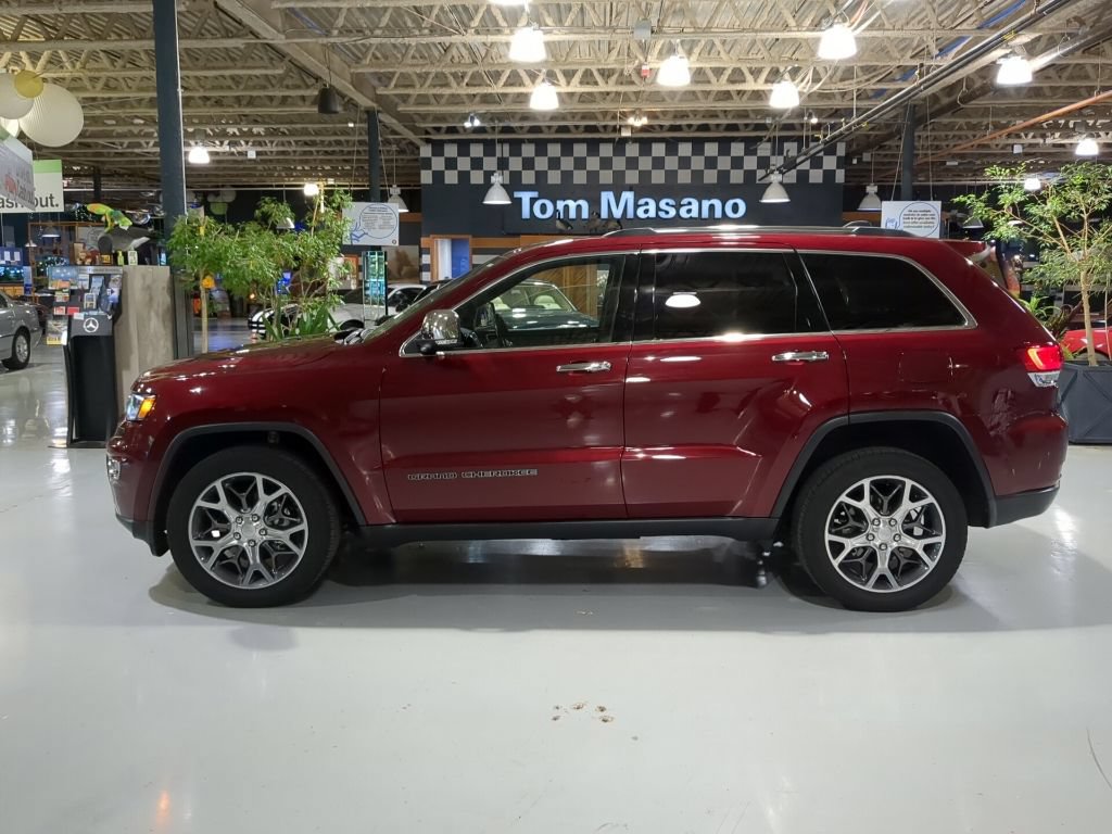 Used 2020 Jeep Grand Cherokee Limited w/ Premium Lighting Group AWD/4WD image 11