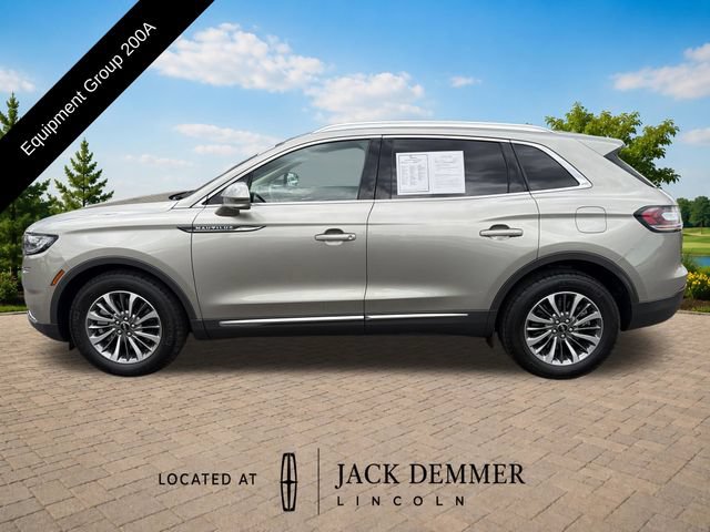 Used 2023 Lincoln Nautilus Reserve AWD/4WD image 3