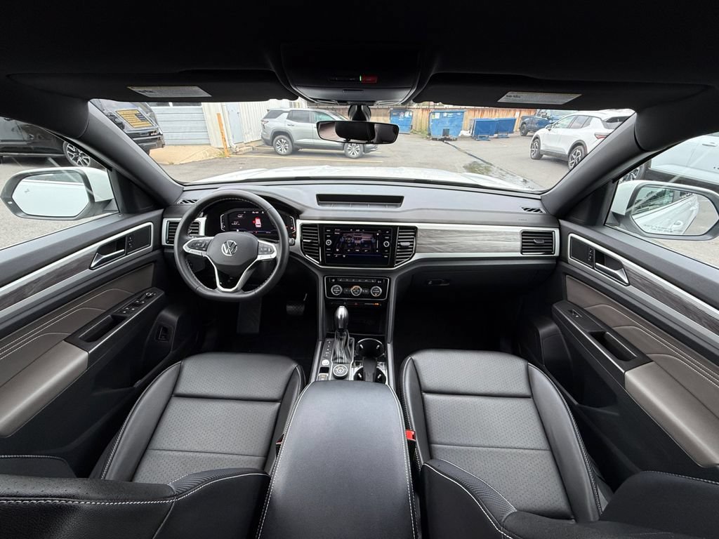 Used 2022 Volkswagen Atlas Cross Sport SE AWD/4WD image 23
