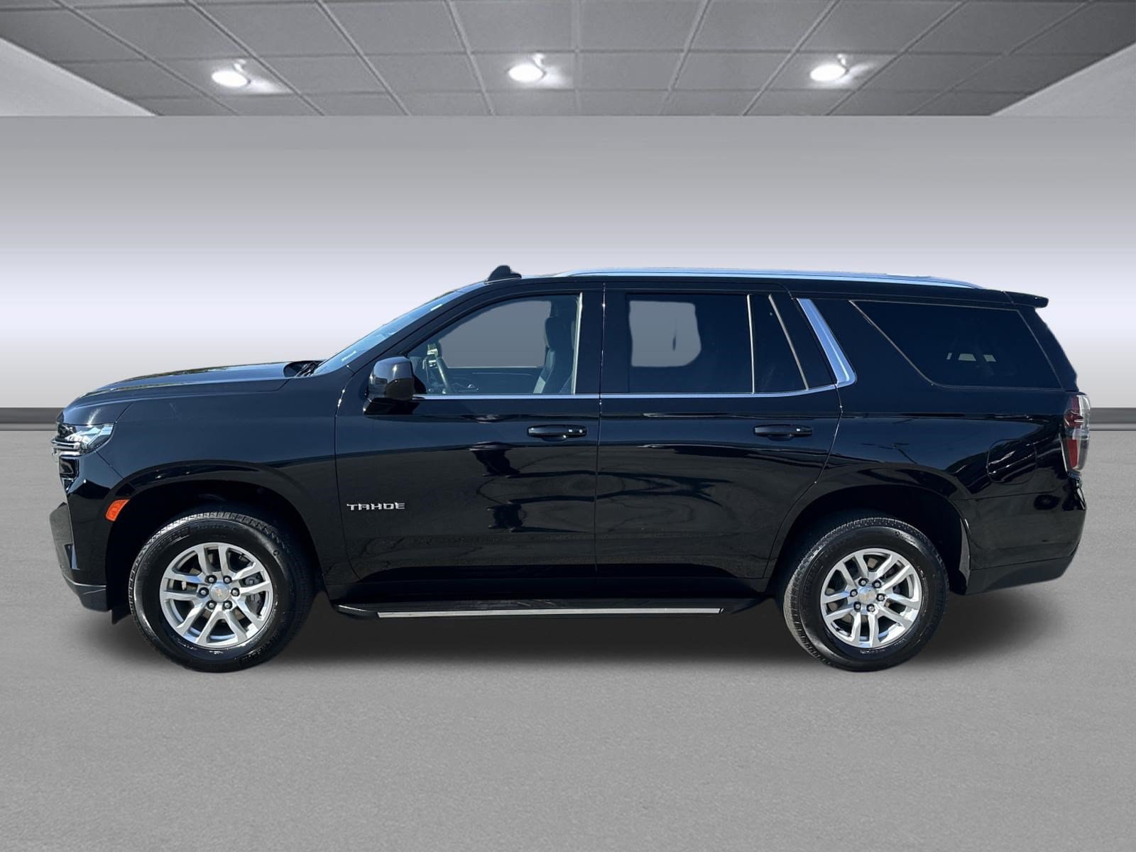 Used 2024 Chevrolet Tahoe LT AWD/4WD image 6