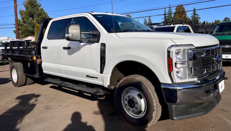 Used 2024 Ford F350 XLT AWD/4WD image 2