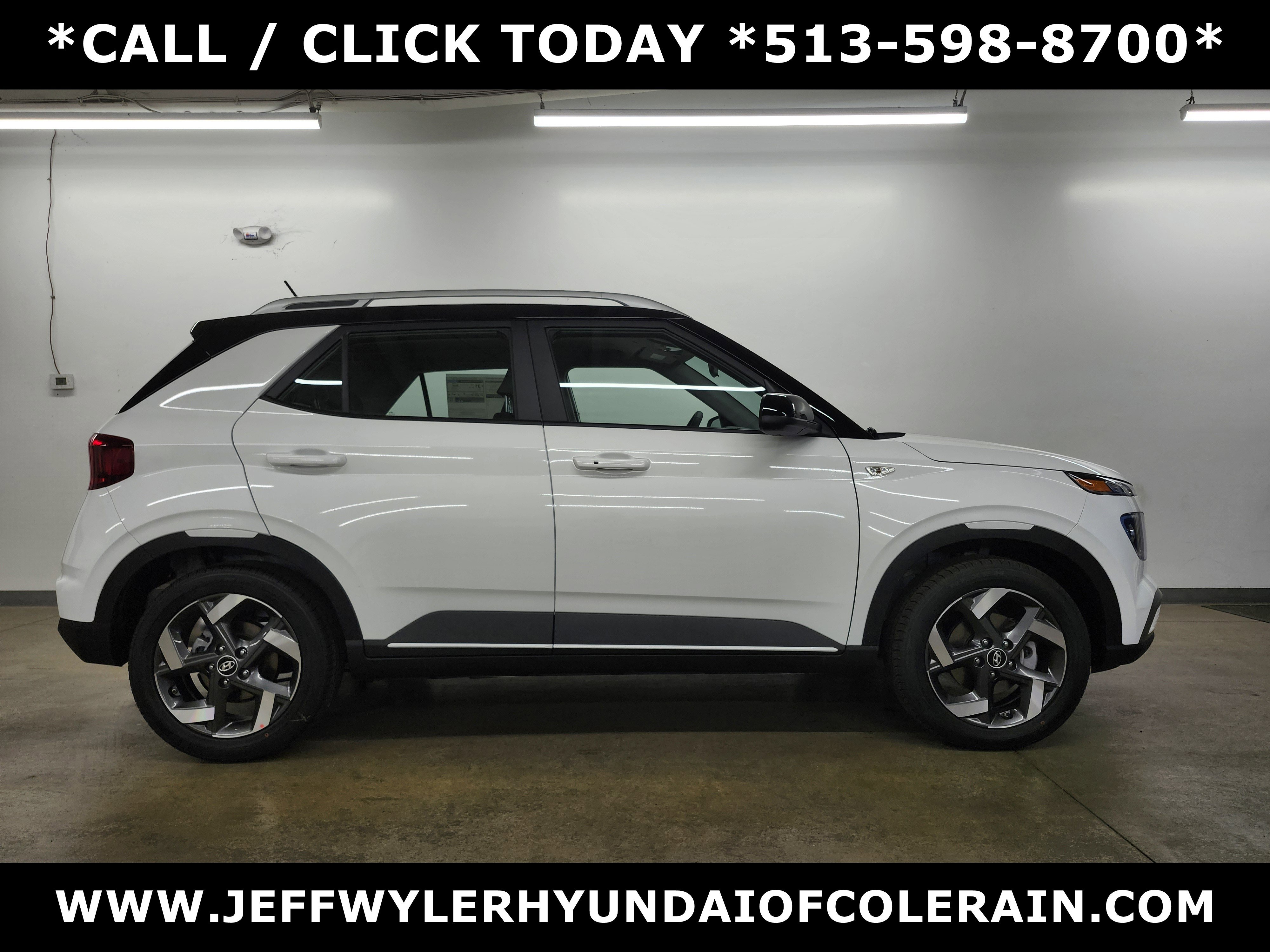 New 2026 Hyundai Venue SEL image 2