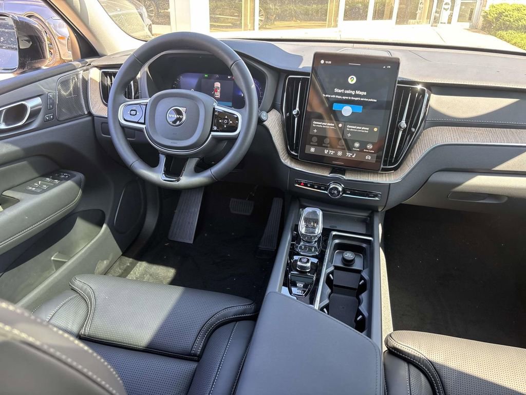 New 2026 Volvo XC60 B5 Ultra w/ Protection Package Premier image 29