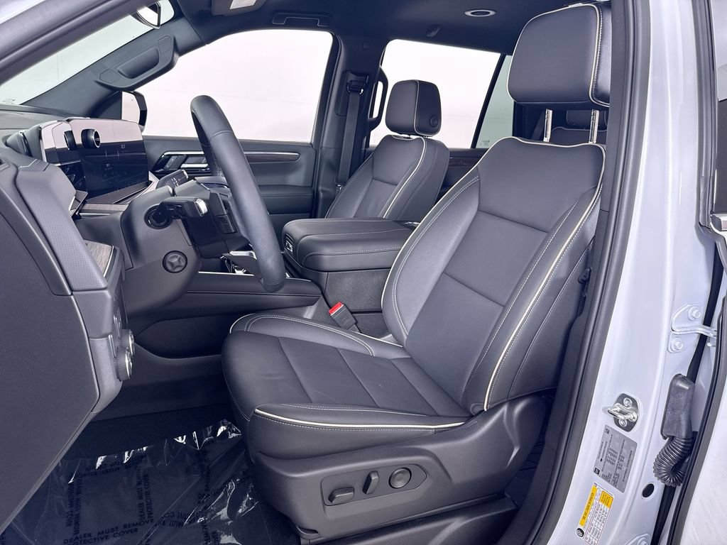 Used 2026 Chevrolet Tahoe Premier RWD image 11