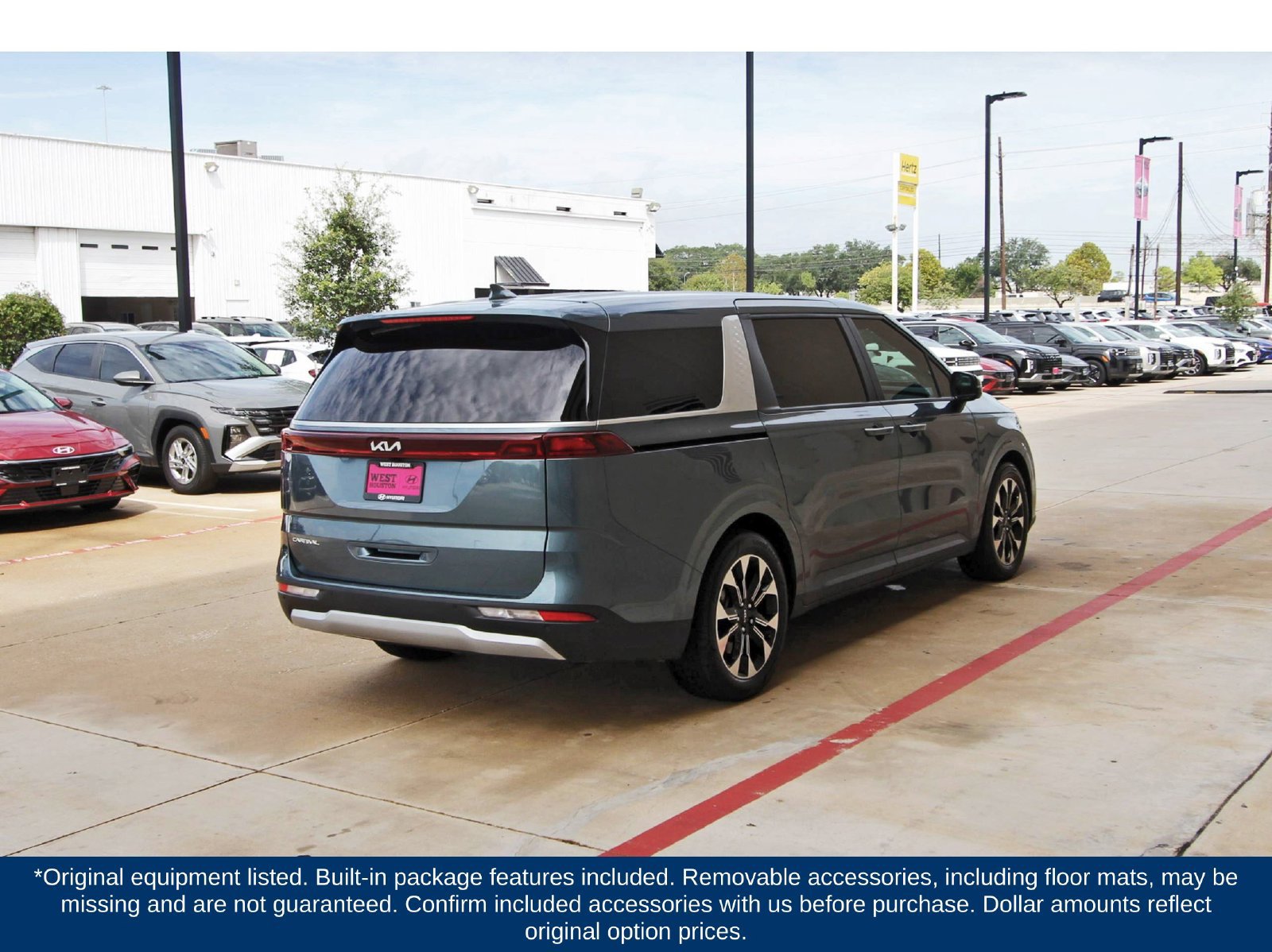 Used 2024 Kia Carnival EX FWD image 8
