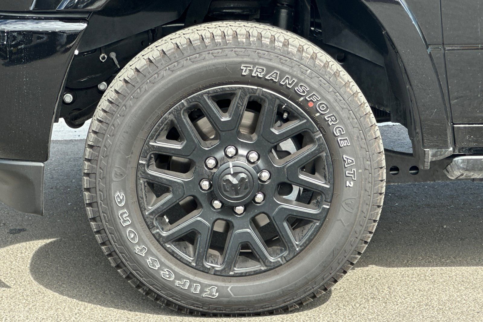 Used 2025 RAM 3500 Limited image 32