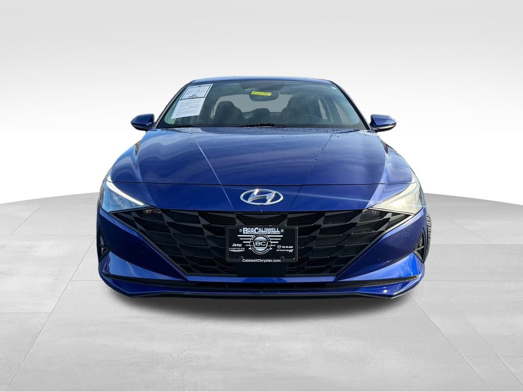 Used 2023 Hyundai Elantra SEL w/ Convenience Package image 4