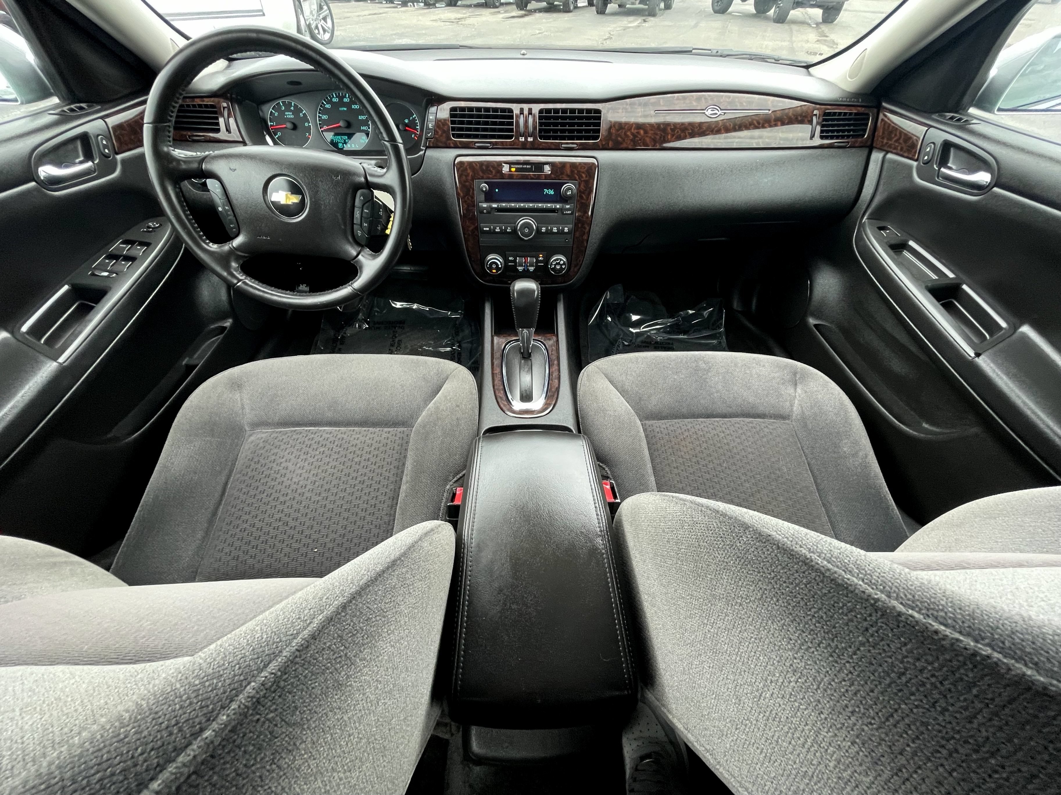 Used 2013 Chevrolet Impala LT FWD image 10