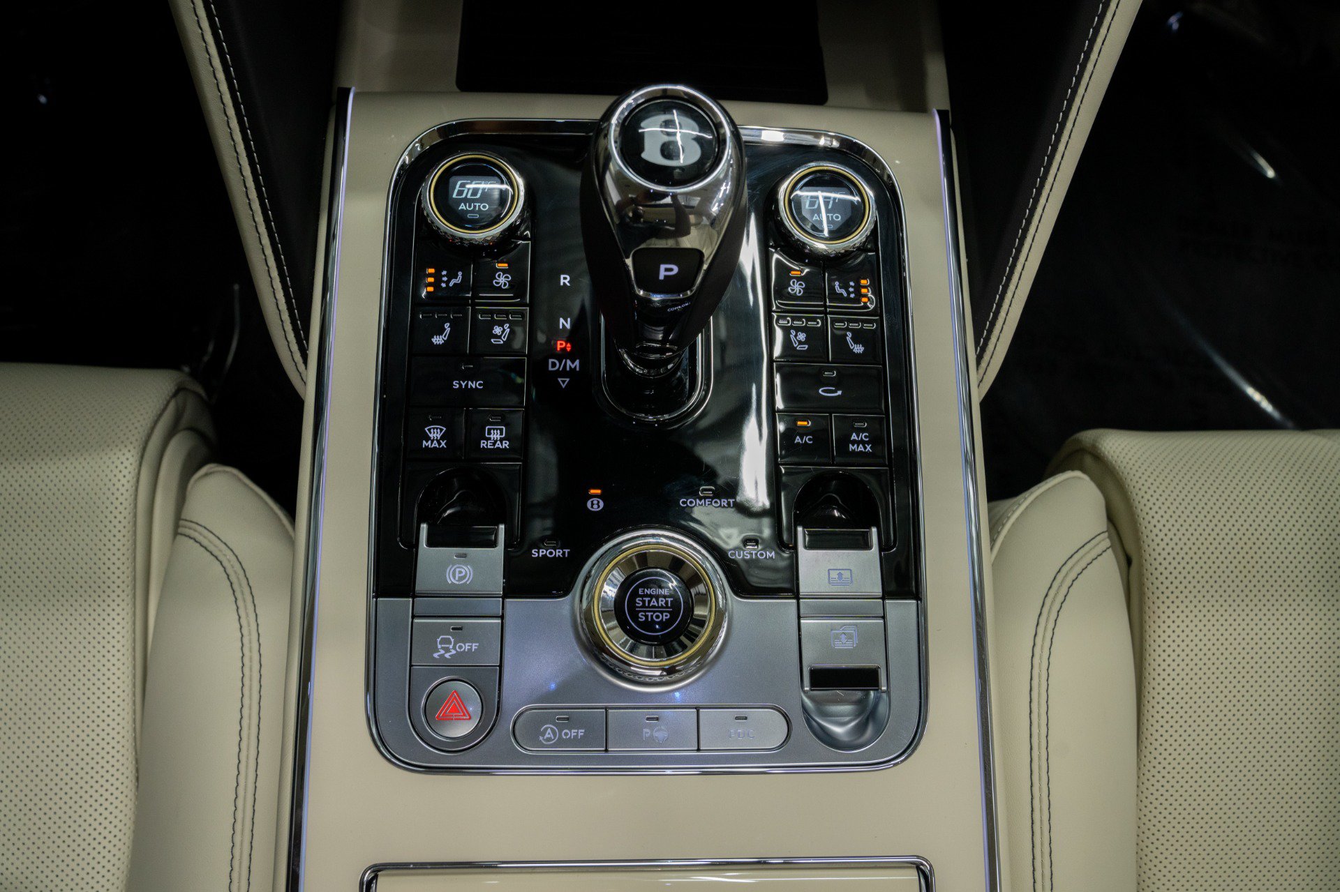 Used 2024 Bentley Flying Spur V8 AWD/4WD image 40