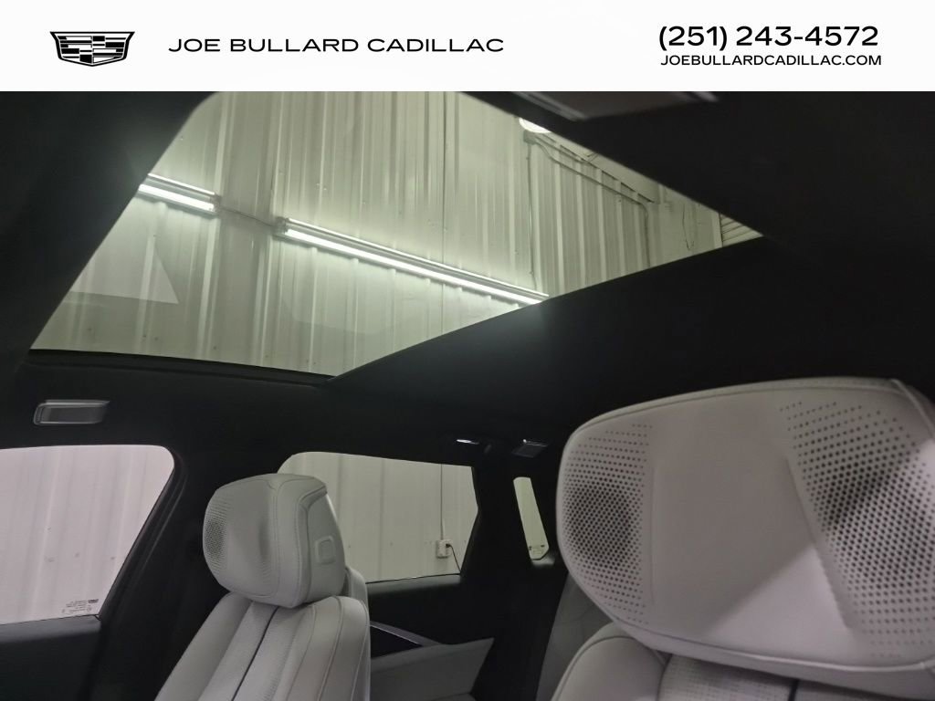 New 2026 Cadillac Lyriq Premium Luxury w/ LPO, Floor Liner Package image 37